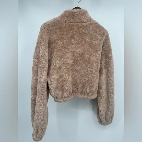 Tan Teddy Jacket with Stand-Up Collar and Cropped Style - Picture 6 of 6